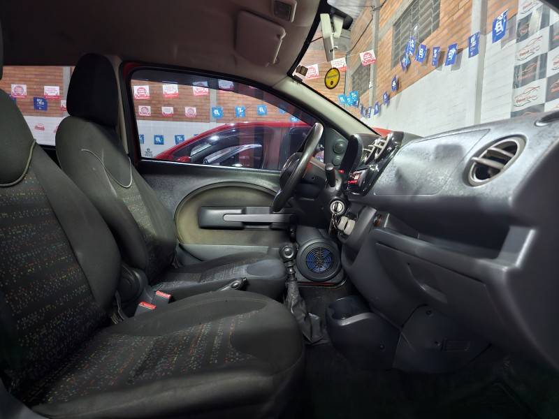FIAT - UNO - 2012/2012 - Vermelha - R$ 24.900,00