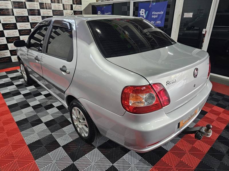 FIAT - SIENA - 2008/2009 - Prata - R$ 24.900,00