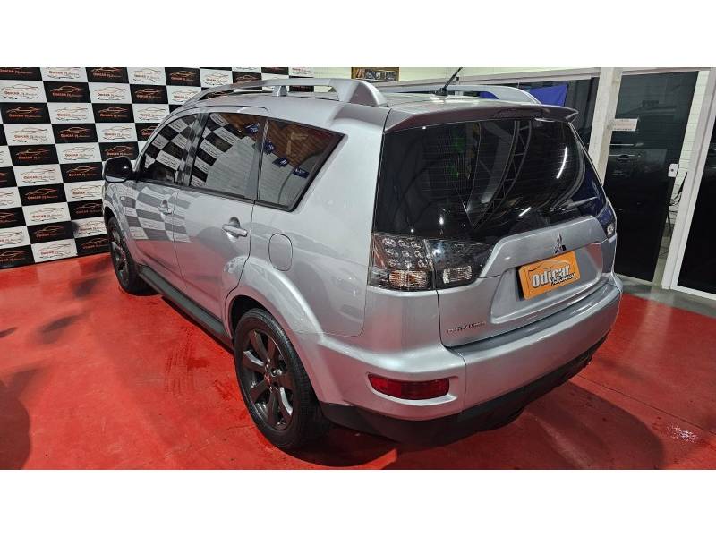MITSUBISHI - OUTLANDER - 2009/2010 - Prata - R$ 59.900,00