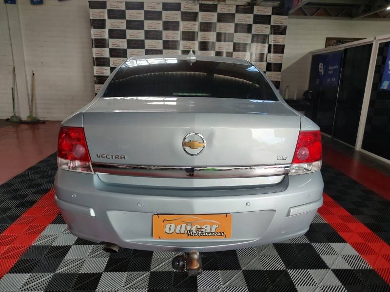 CHEVROLET - VECTRA - 2008/2008 - Prata - R$ 35.900,00