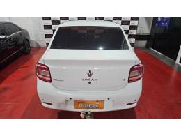 RENAULT - LOGAN - 2017/2018 - Branca - R$ 45.900,00