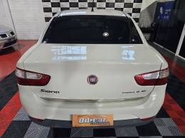 FIAT - SIENA - 2015/2016 - Branca - R$ 39.900,00