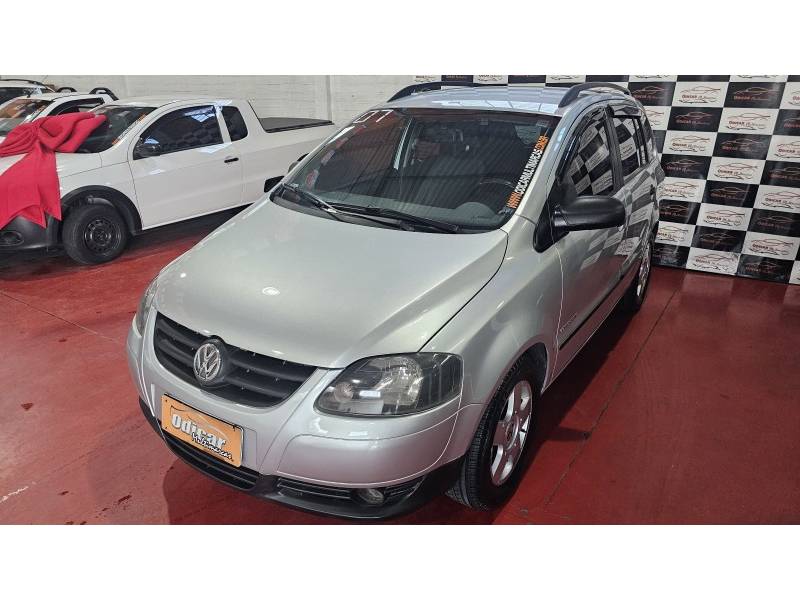 VOLKSWAGEN - SPACEFOX - 2007/2007 - Prata - R$ 31.900,00