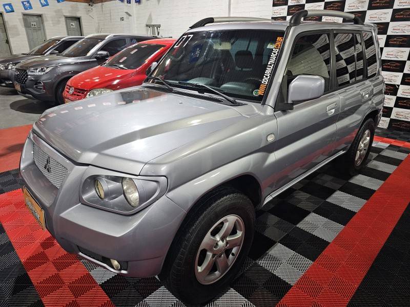 MITSUBISHI - PAJERO TR4 - 2007/2007 - Prata - R$ 44.900,00