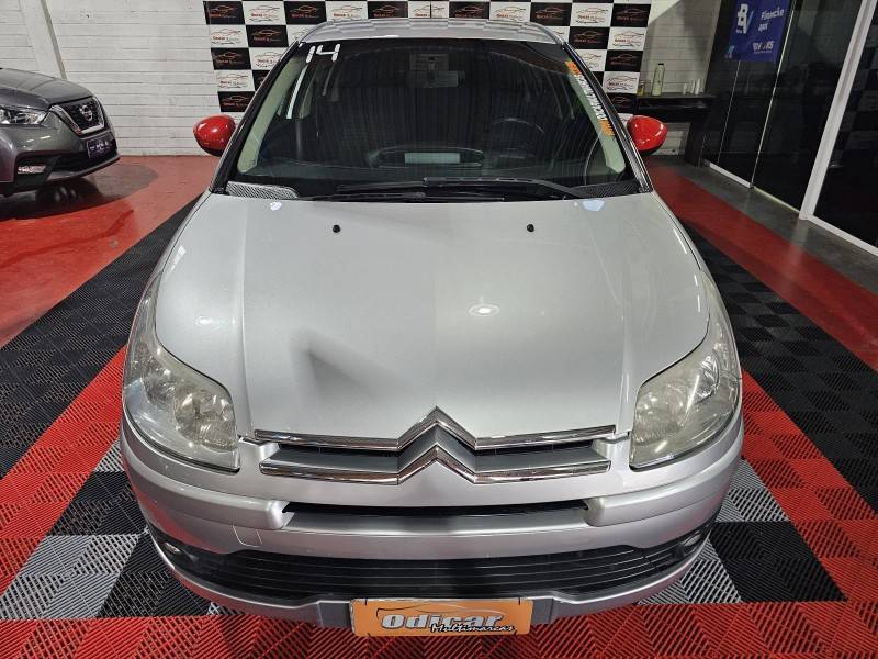 CITROËN - C4 - 2013/2014 - Prata - R$ 35.900,00