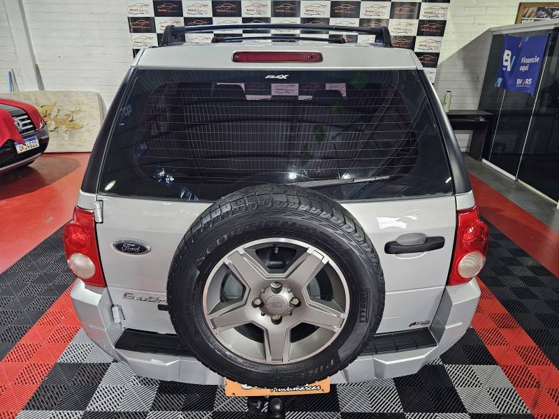 FORD - ECOSPORT - 2008/2009 - Prata - R$ 39.900,00