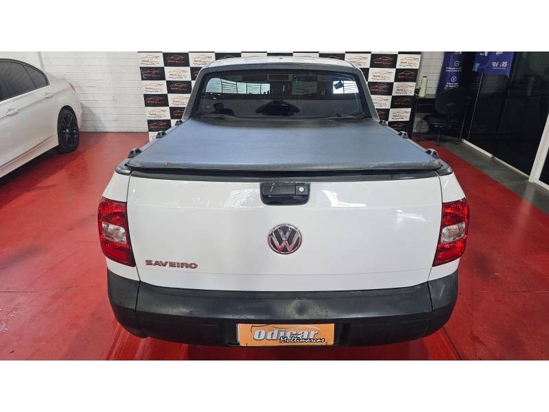 VOLKSWAGEN - SAVEIRO - 2011/2011 - Branca - R$ 40.900,00