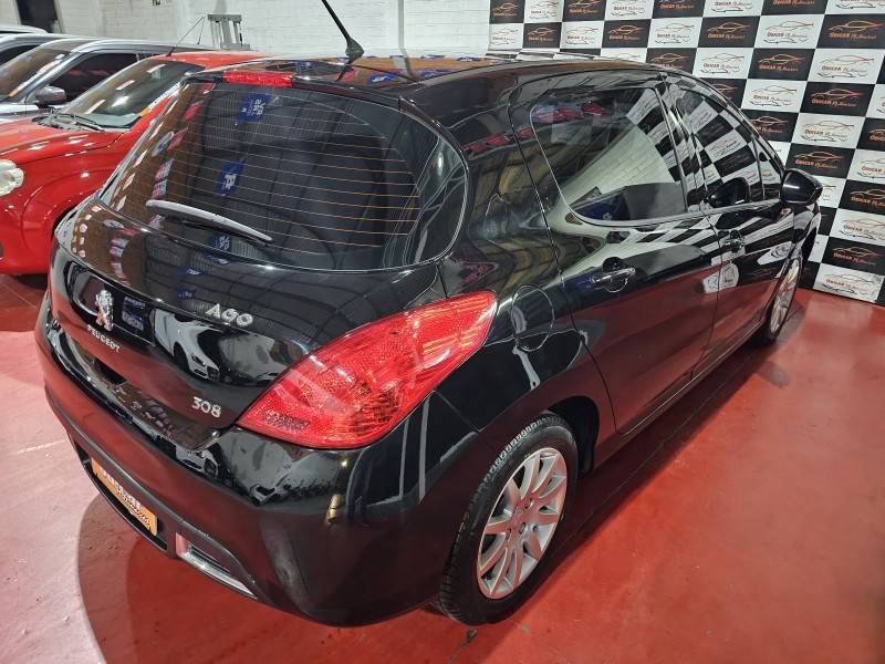 PEUGEOT - 308 - 2013/2014 - Preta - R$ 42.900,00