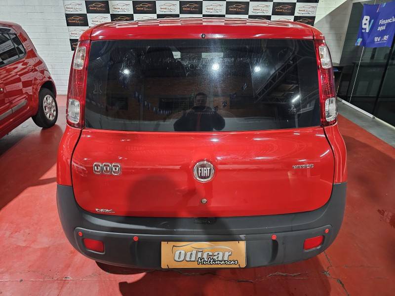 FIAT - UNO - 2012/2012 - Vermelha - R$ 24.900,00