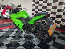 KAWASAKI - NINJA 250R - 2011/2011 - Verde - R$ 12.900,00