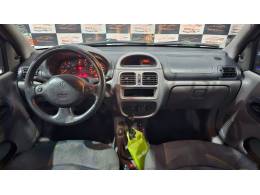 RENAULT - CLIO - 2001/2001 - Cinza - R$ 16.900,00