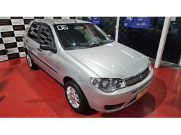 FIAT - PALIO - 2005/2006 - Prata - R$ 25.900,00