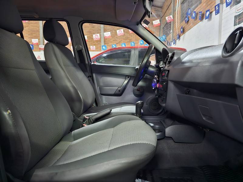 VOLKSWAGEN - PARATI - 2010/2011 - Branca - R$ 31.900,00