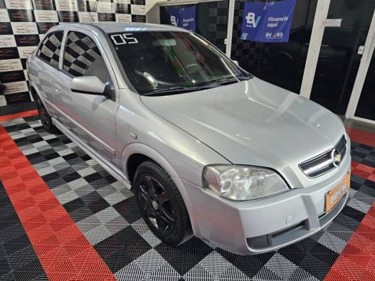 CHEVROLET - ASTRA - 2005/2005 - Prata - R$ 23.900,00