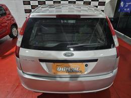 FORD - FIESTA - 2005/2005 - Prata - R$ 18.900,00