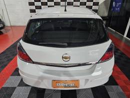 CHEVROLET - VECTRA - 2007/2008 - Branca - R$ 33.900,00