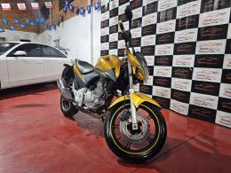 HONDA - CB 300R - 2010/2010 - Amarela - R$ 12.900,00