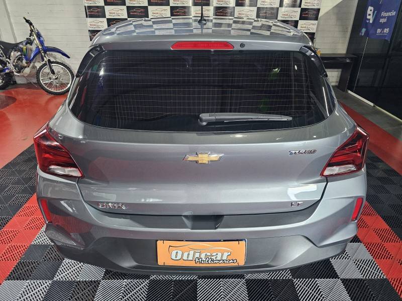 CHEVROLET - ONIX - 2022/2022 - Cinza - R$ 72.900,00