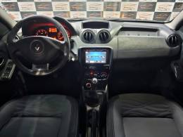 RENAULT - DUSTER - 2011/2012 - Prata - R$ 52.900,00