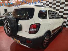 CHEVROLET - SPIN - 2016/2017 - Branca - R$ 62.900,00