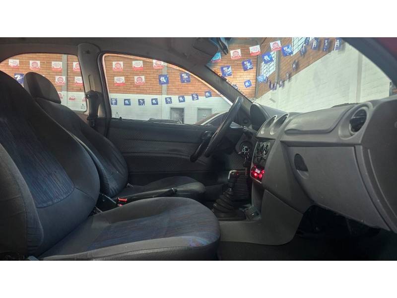 CHEVROLET - CORSA - 1995/1995 - Vermelha - R$ 10.900,00