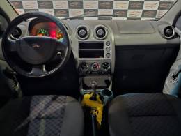 FORD - FIESTA - 2006/2007 - Preta - R$ 22.900,00