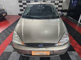 FORD - FOCUS - 2008/2009 - Prata - R$ 29.900,00