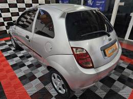 FORD - KA - 2005/2005 - Prata - R$ 15.900,00