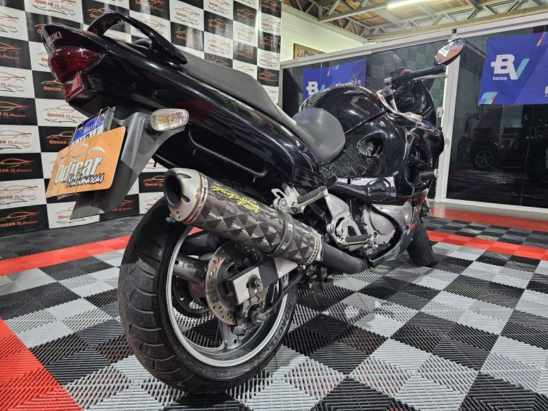 SUZUKI - GSX - 2008/2008 - Preta - R$ 29.900,00