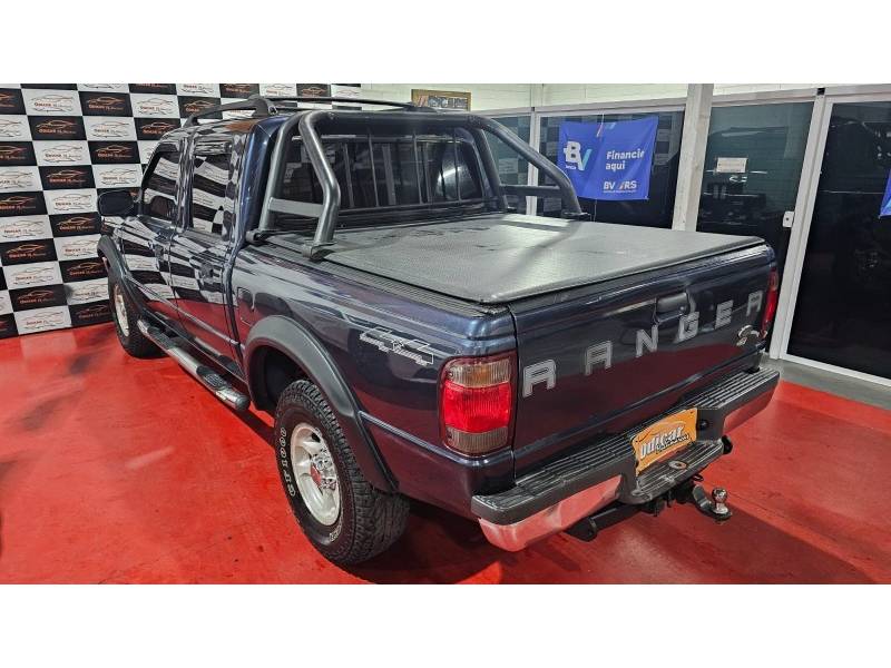 FORD - RANGER - 1998/1999 - Azul - R$ 48.900,00
