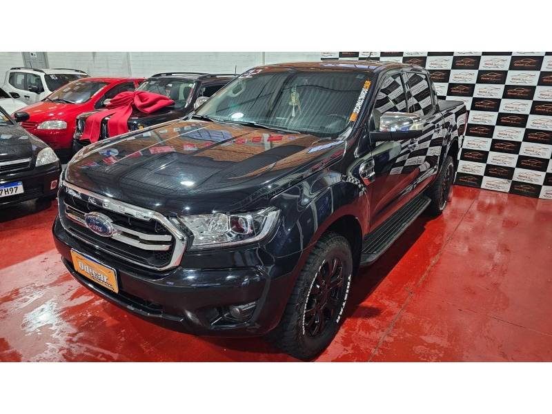 FORD - RANGER - 2021/2022 - Preta - R$ 189.900,00