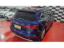 AUDI - Q5 - 2017/2018 - Azul - R$ 164.900,00