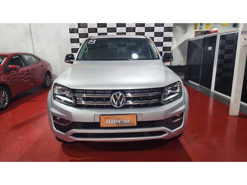 VOLKSWAGEN - AMAROK - 2018/2019 - Prata - R$ 161.900,00