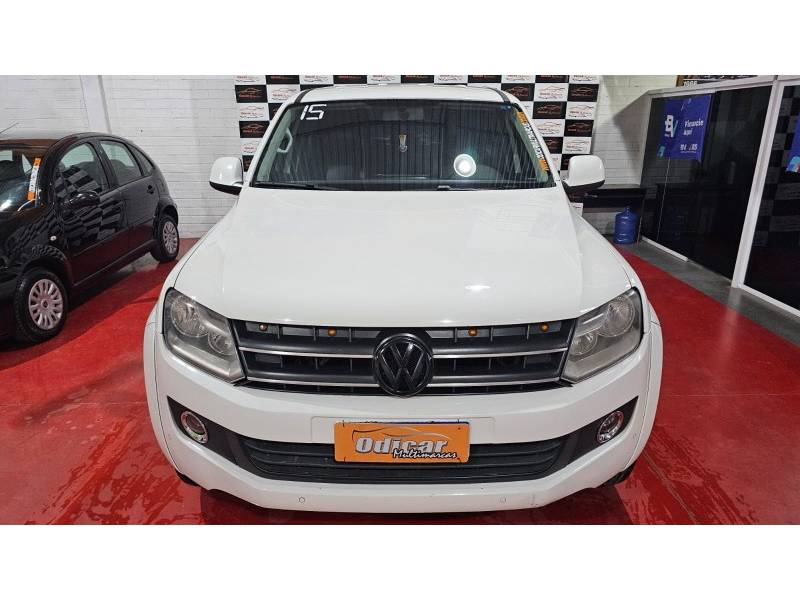 VOLKSWAGEN - AMAROK - 2015/2015 - Branca - R$ 101.900,00