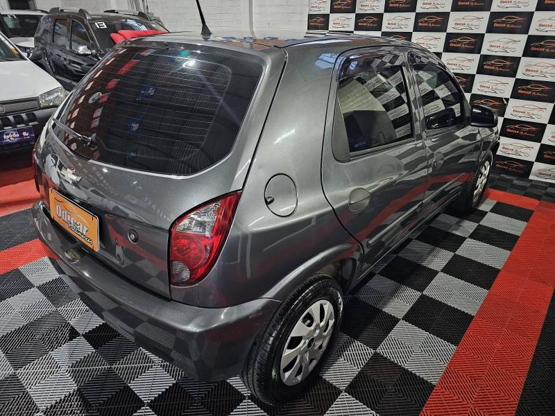 CHEVROLET - CELTA - 2012/2012 - Cinza - R$ 28.900,00