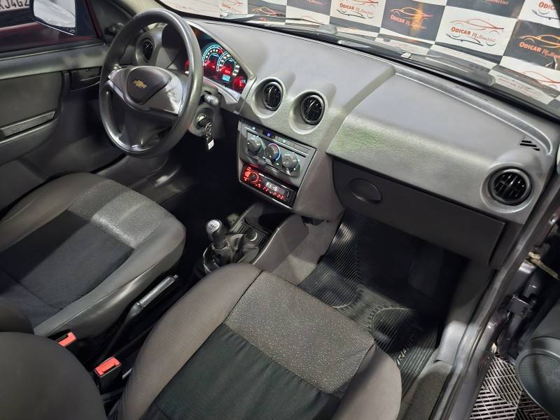CHEVROLET - CELTA - 2012/2012 - Cinza - R$ 28.900,00