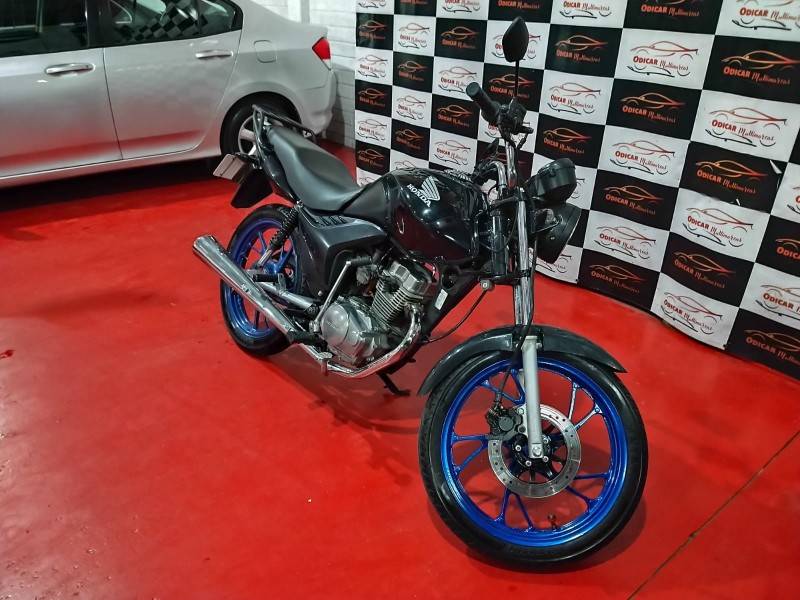 HONDA - CG 125 - 2013/2013 - Preta - R$ 8.900,00