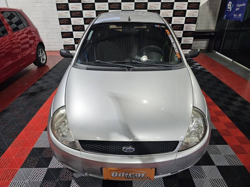 FORD - KA - 2005/2005 - Prata - R$ 15.900,00