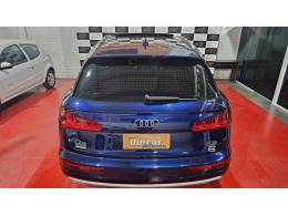 AUDI - Q5 - 2017/2018 - Azul - R$ 164.900,00