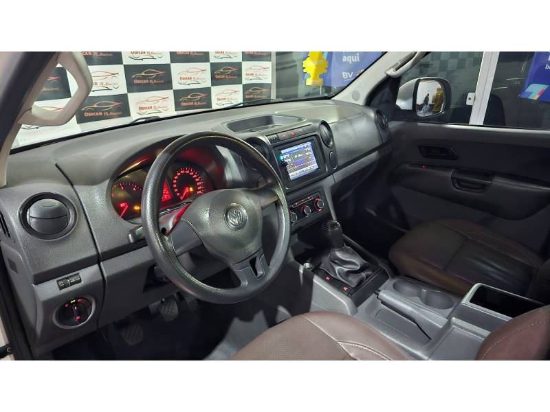 VOLKSWAGEN - AMAROK - 2012/2013 - Branca - R$ 72.900,00