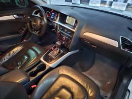 AUDI - A4 - 2015/2015 - Branca - R$ 85.900,00