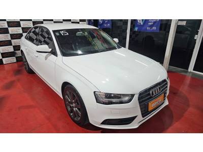 AUDI - A4 - 2015/2015 - Branca - R$ 86.900,00