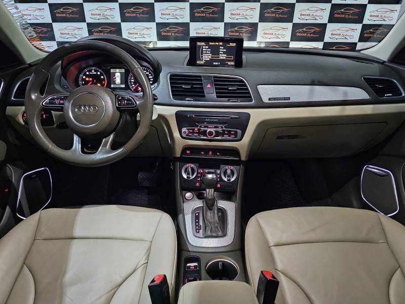 AUDI - Q3 - 2014/2015 - Preta - R$ 88.900,00