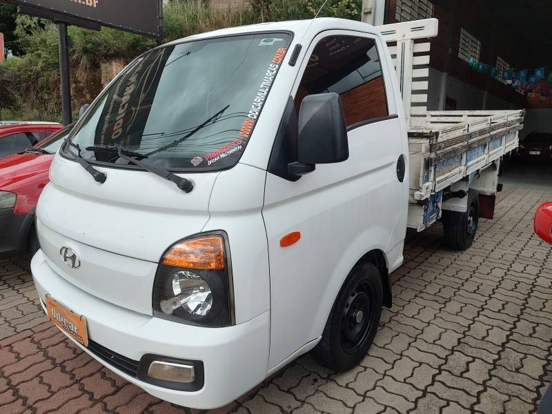 HYUNDAI - HR - 2016/2017 - Bronze - R$ 110.900,00