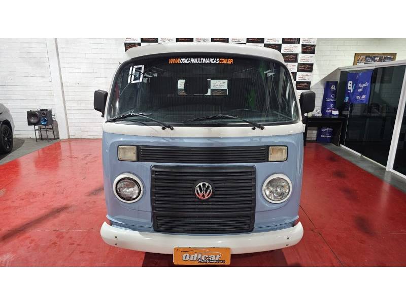 VOLKSWAGEN - KOMBI - 2009/2010 - Branca - R$ 33.900,00