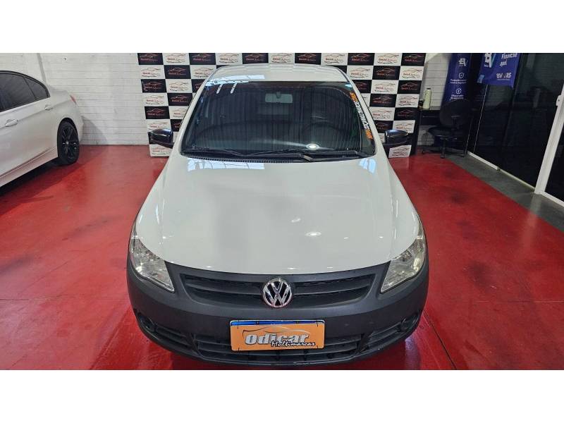 VOLKSWAGEN - SAVEIRO - 2011/2011 - Branca - R$ 40.900,00