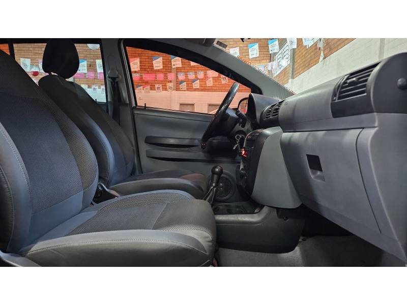 VOLKSWAGEN - SPACEFOX - 2007/2007 - Prata - R$ 31.900,00