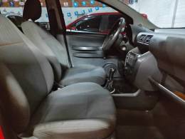 VOLKSWAGEN - FOX - 2008/2009 - Vermelha - R$ 23.900,00