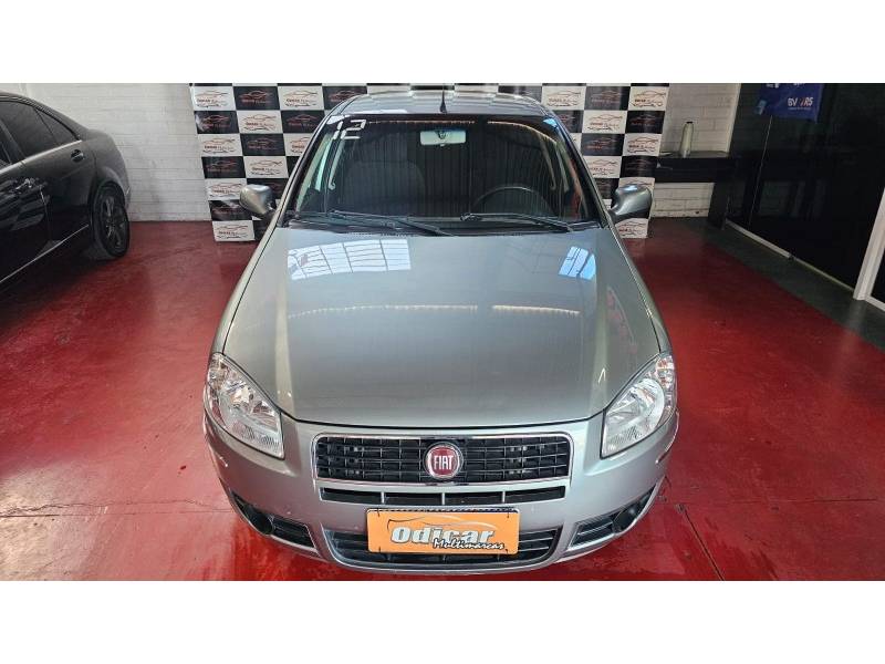 FIAT - SIENA - 2012/2012 - Cinza - R$ 31.900,00