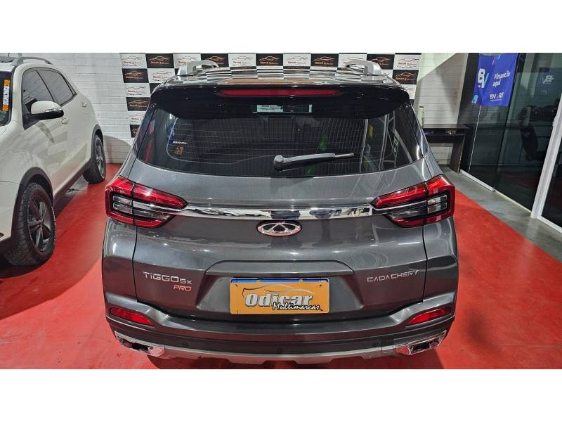 CHERY - TIGGO - 2022/2023 - Prata - R$ 120.900,00